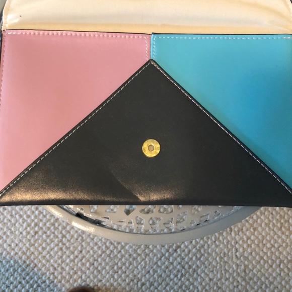 Multicolored Envelope Purse - Picture 4 of 5
